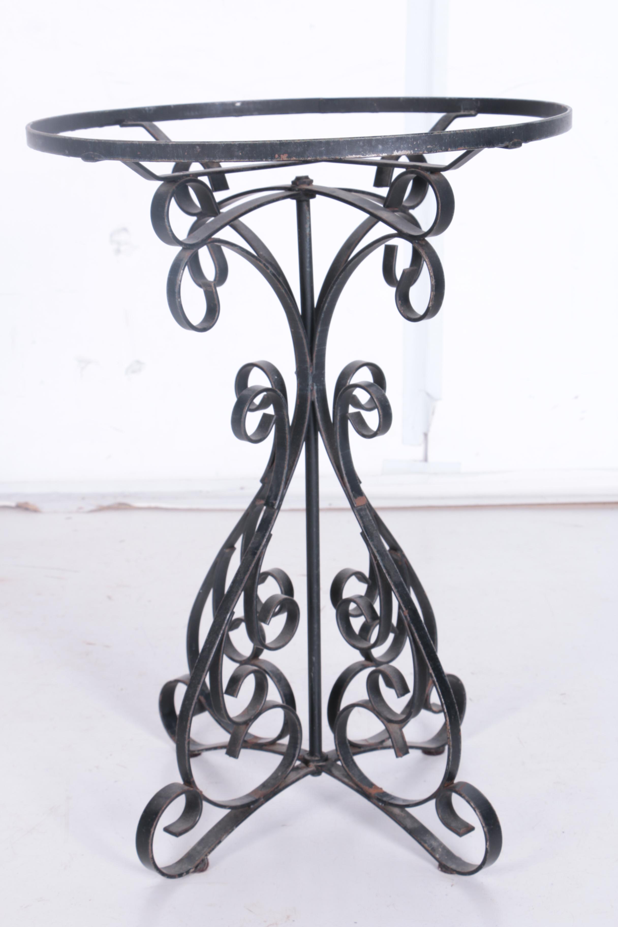 Small Metal Plant Stand