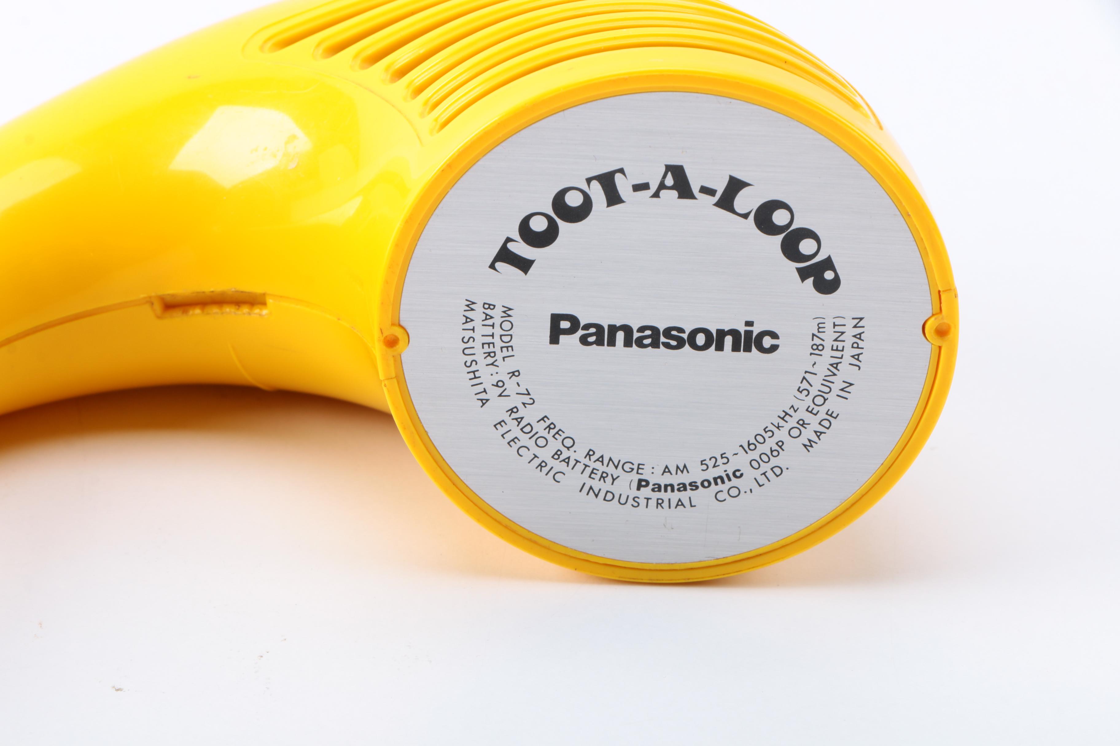 Vintage Panasonic Toot-A-Loop Radio