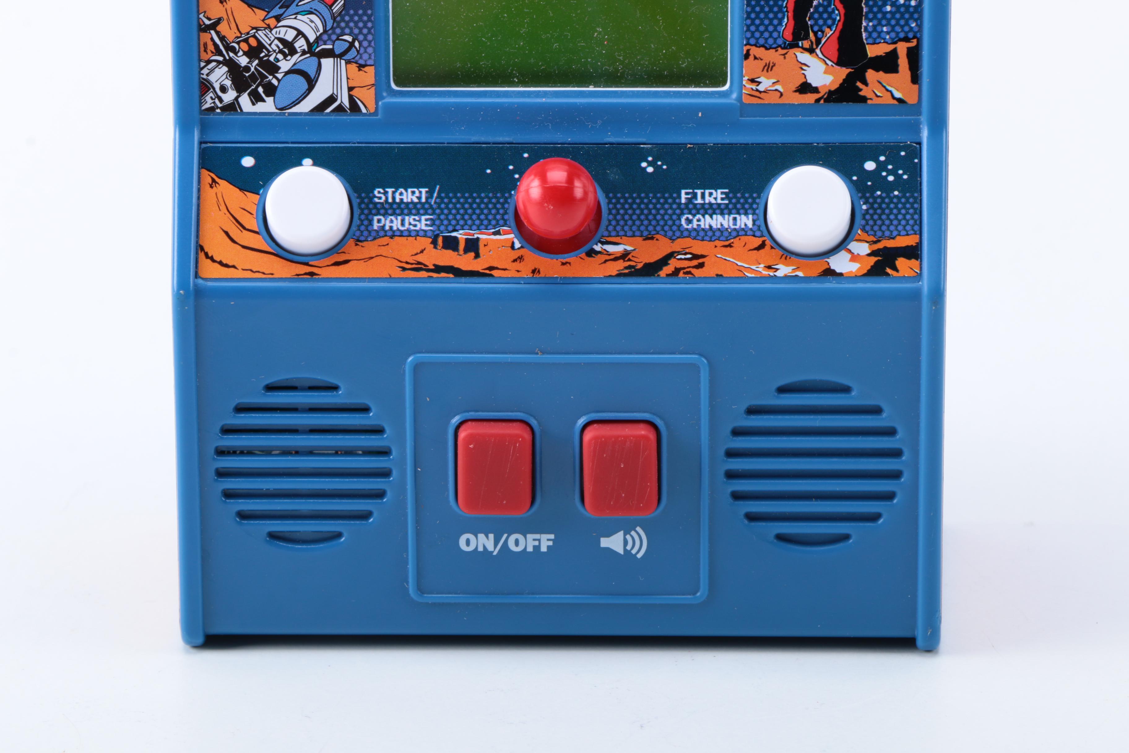 Handheld "Space Invaders" Game