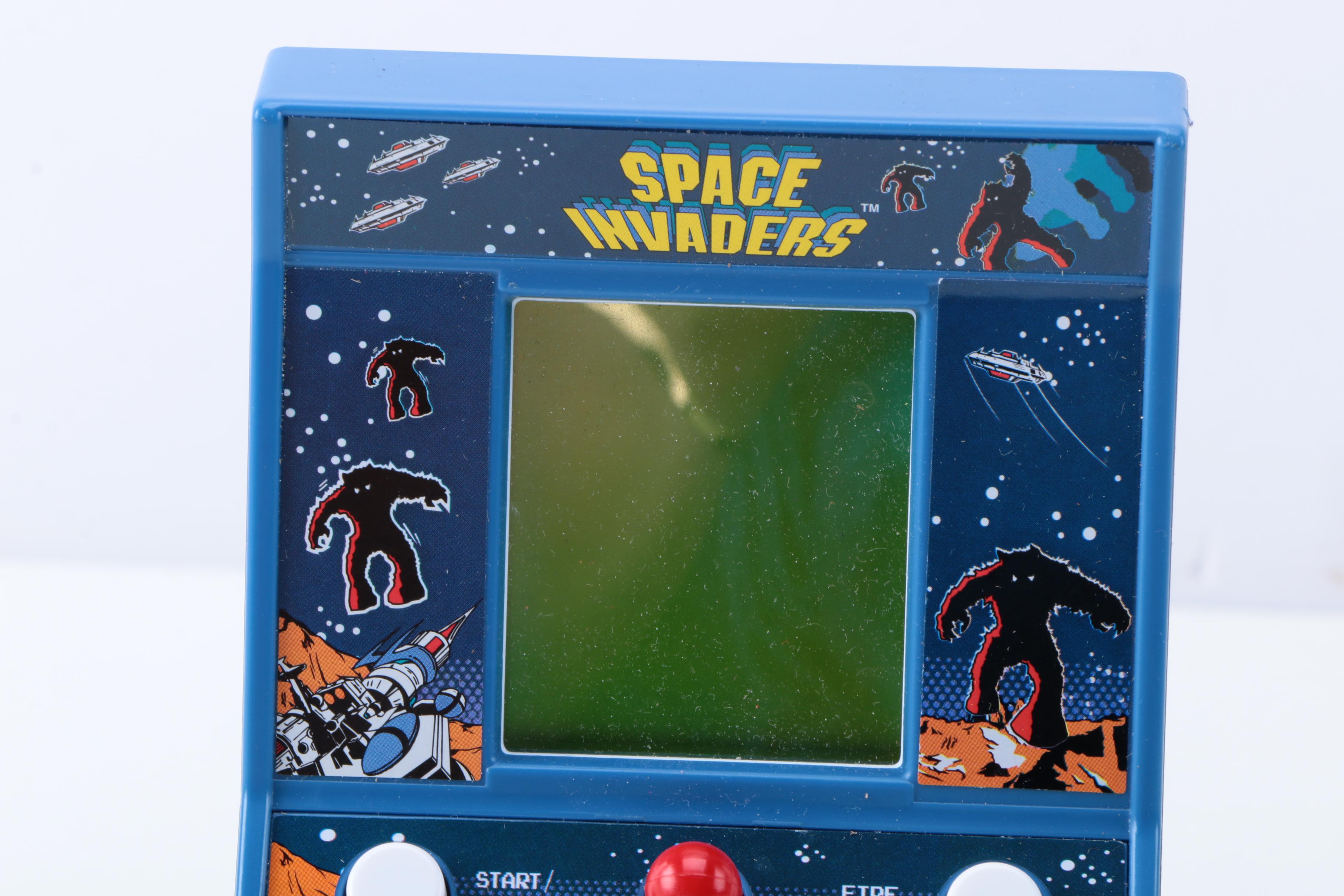 Handheld "Space Invaders" Game