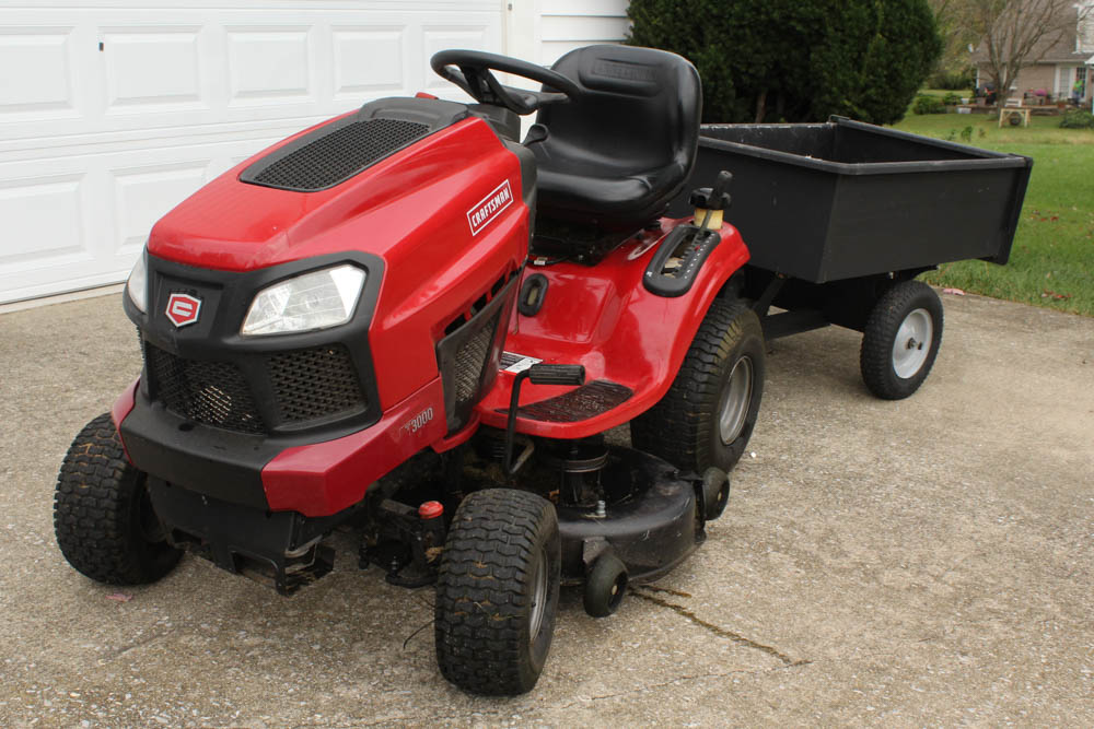 YT3000 Craftsman riding Lawn Mower and Trailer