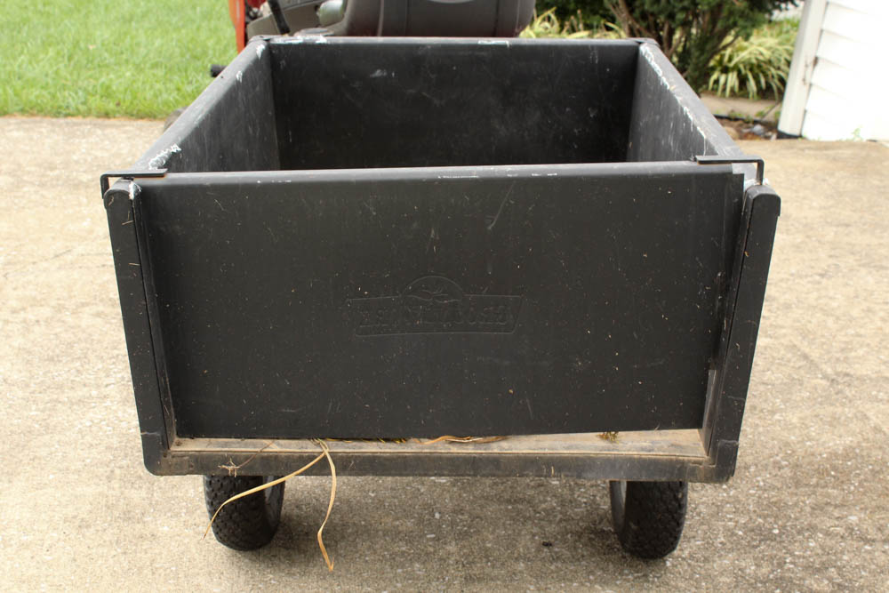 YT3000 Craftsman riding Lawn Mower and Trailer