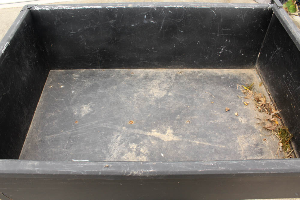 YT3000 Craftsman riding Lawn Mower and Trailer