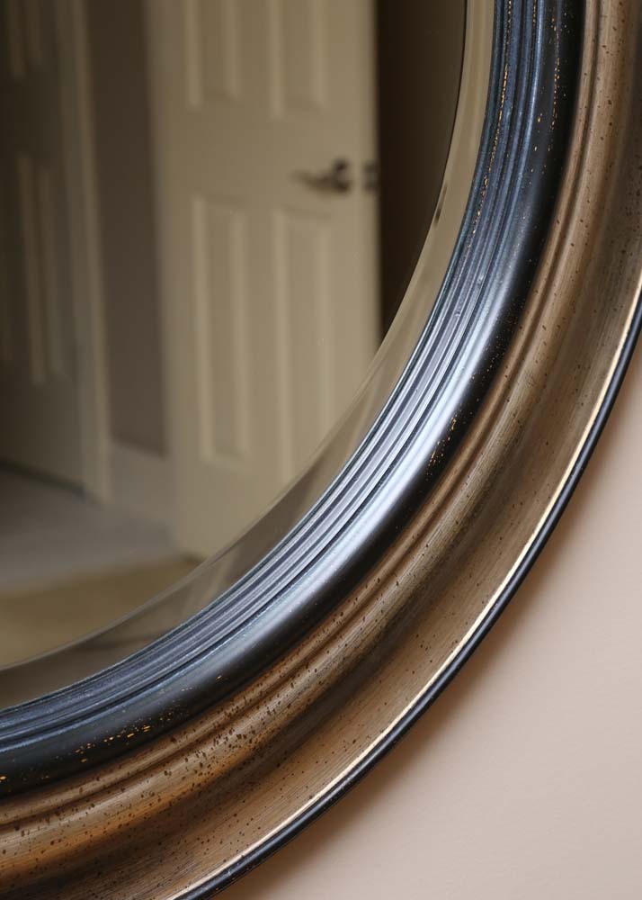Round Wall Mirror