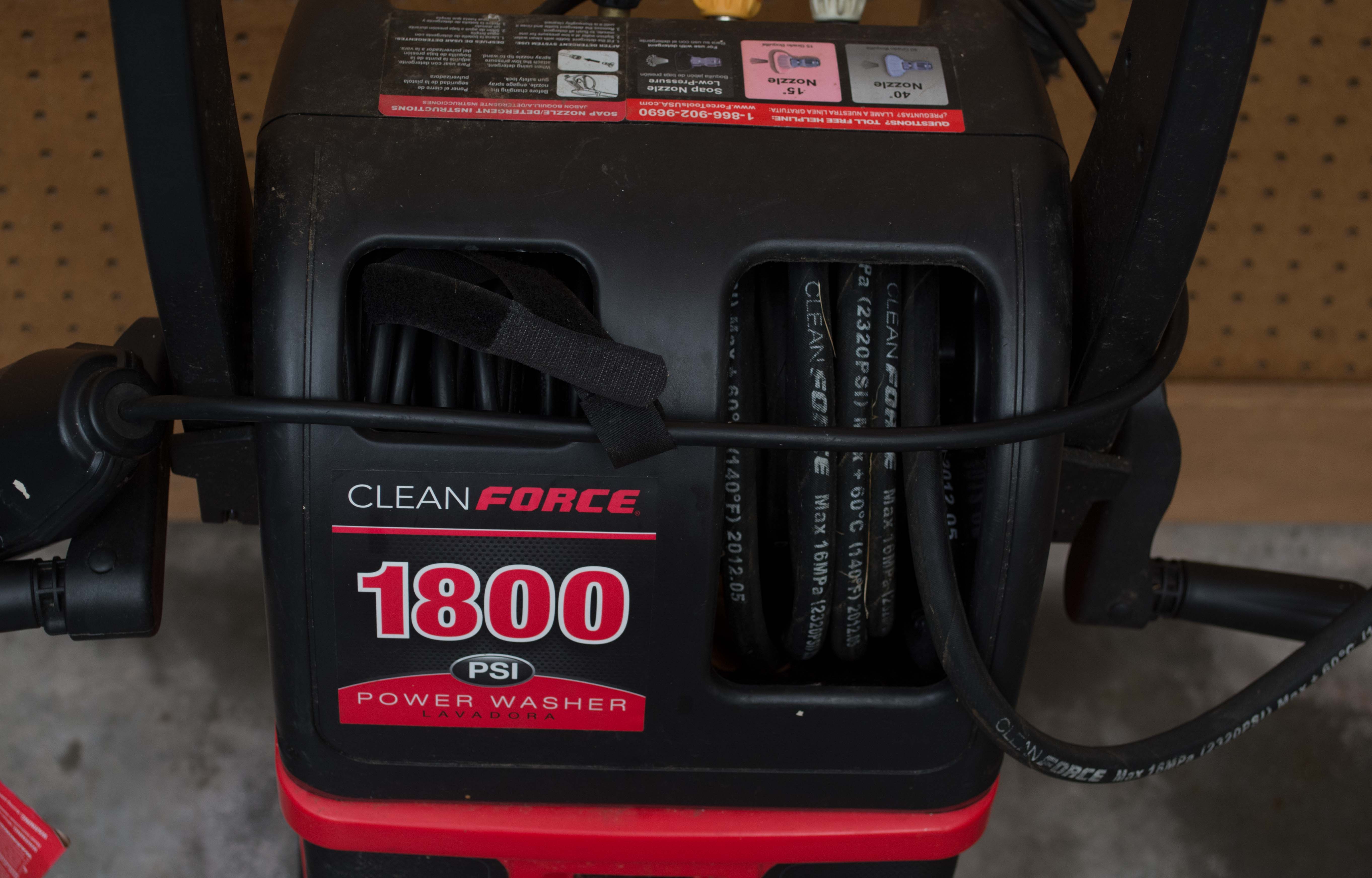 Clean Force 1800 PSI Power Washer Lavadora