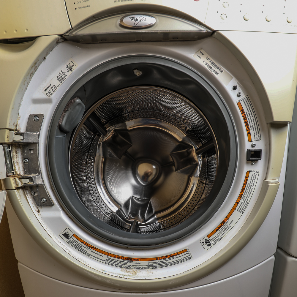 White Whirlpool Duet HT Washer