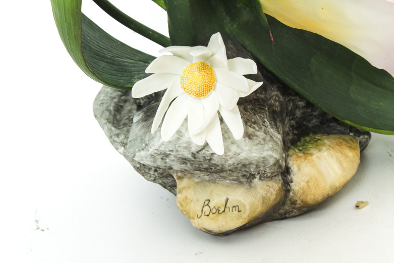 Boehm Vintage Limited Edition Porcelain Sculpture "Peach Rose with Daisies"