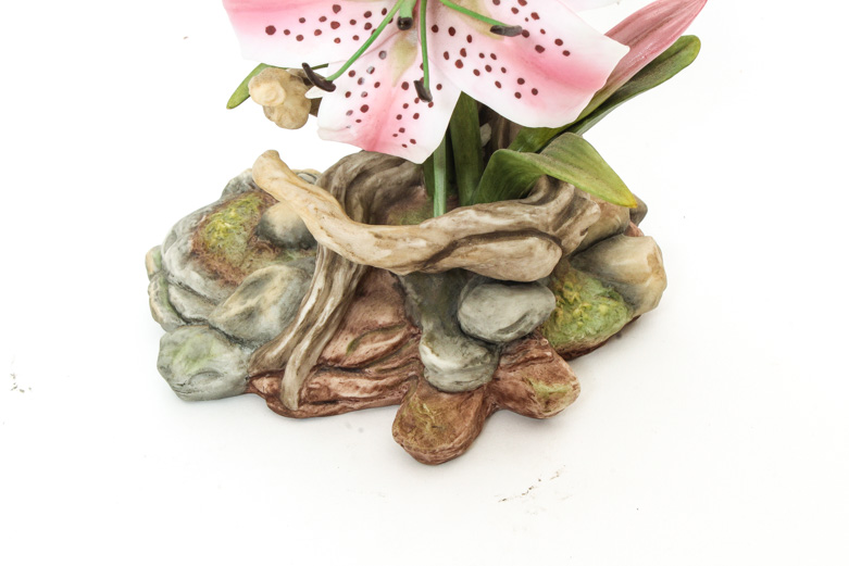 Boehm Limited Edition Porcelain Sculpture "Rubrum Lillies"