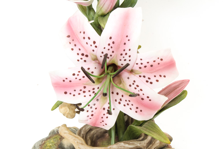 Boehm Limited Edition Porcelain Sculpture "Rubrum Lillies"