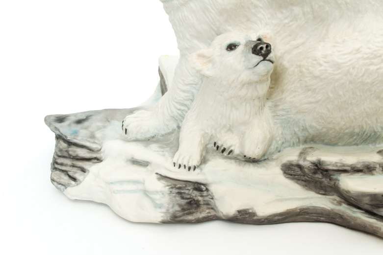 Boehm Vintage Porcelain Polar Bear with Cubs Signed by Helen Boehm