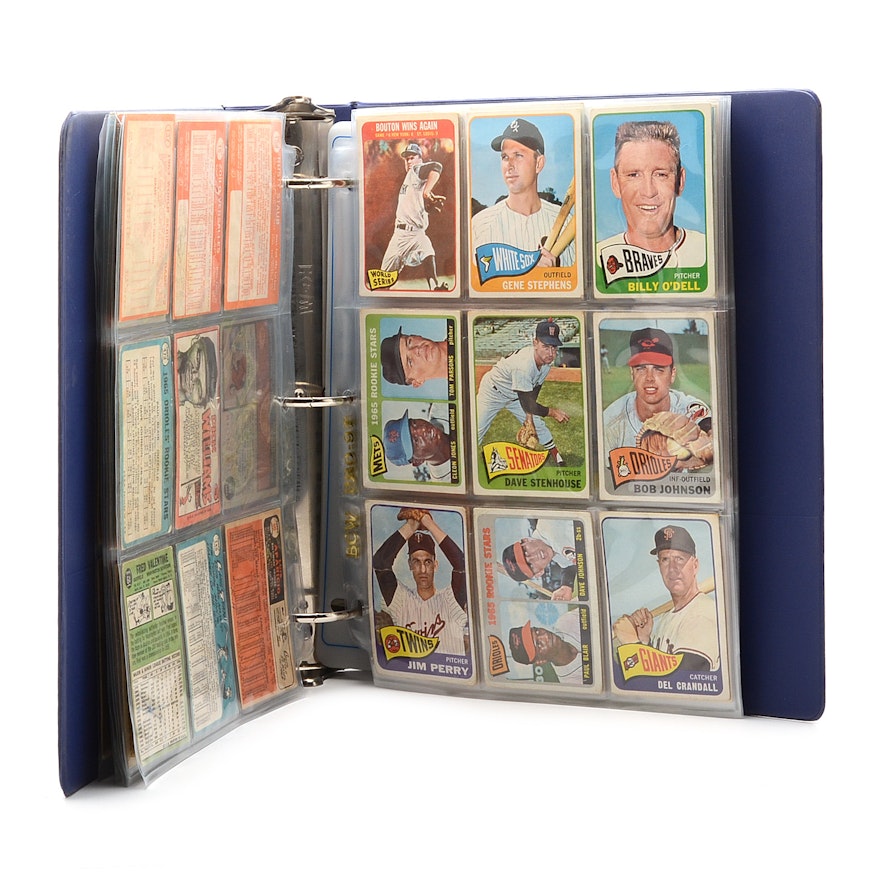 Binder Filled With 1950s-1960s Baseball Cards
