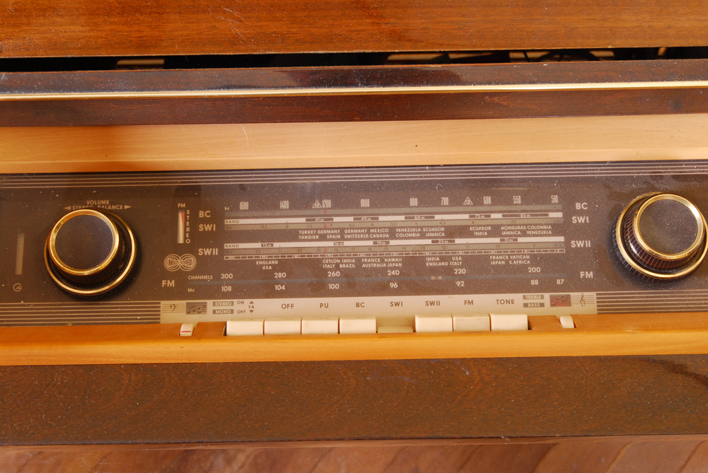 Grundig Stereo Console