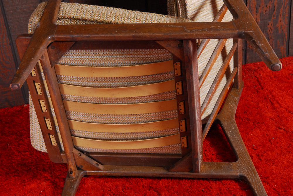 Vintage Mid Century Modern Mahogany Lounge Chair