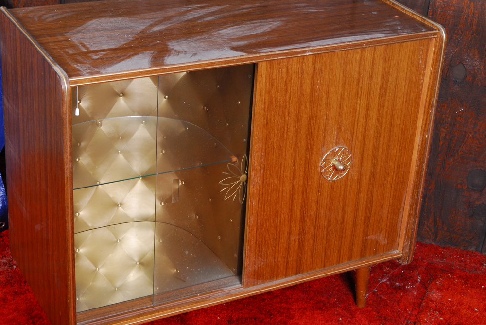 Vintage Mid Century Modern Dry Bar