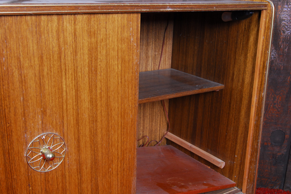 Vintage Mid Century Modern Dry Bar