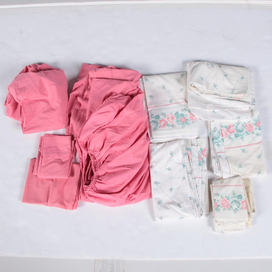 Set of Pink and White Bed Sheets