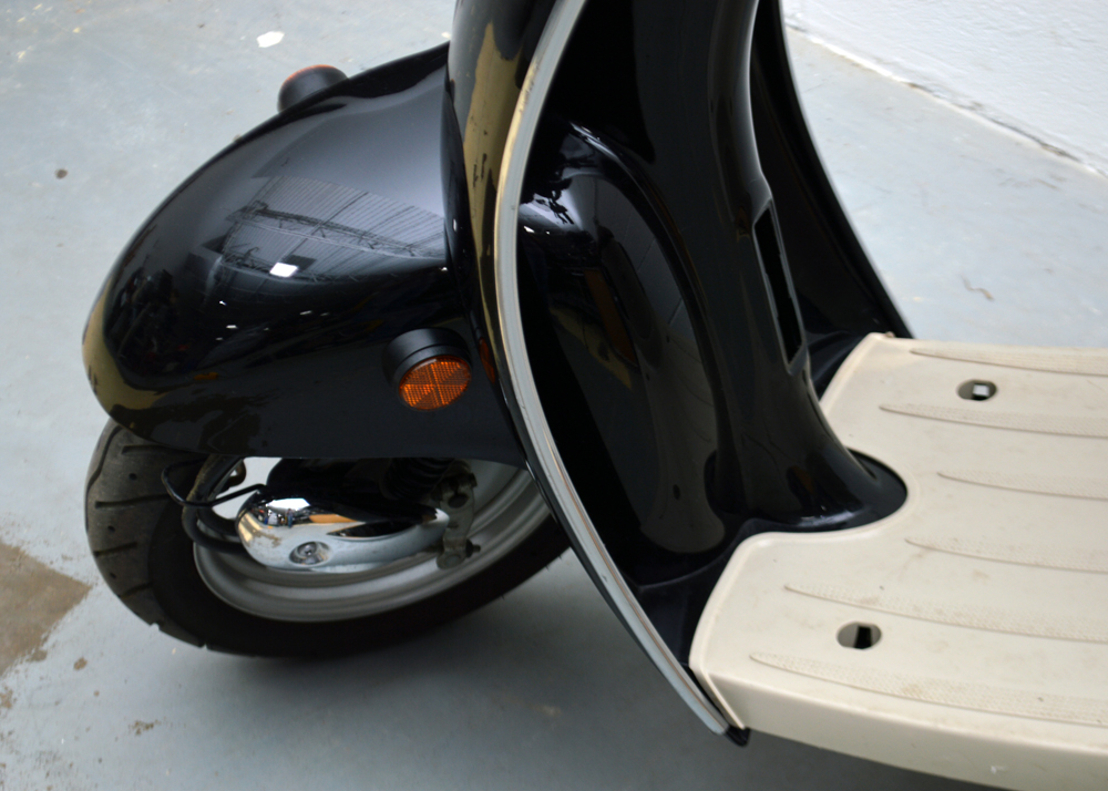 2001 Yamaha Vino 50 Scooter