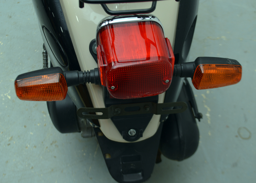 2001 Yamaha Vino 50 Scooter