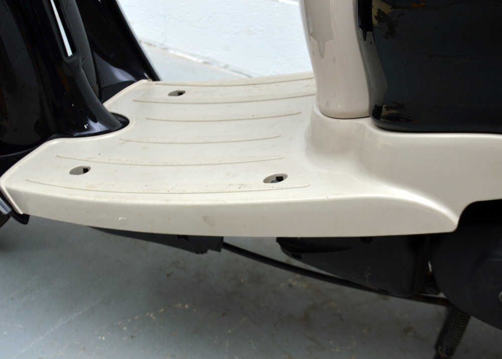 2001 Yamaha Vino 50 Scooter