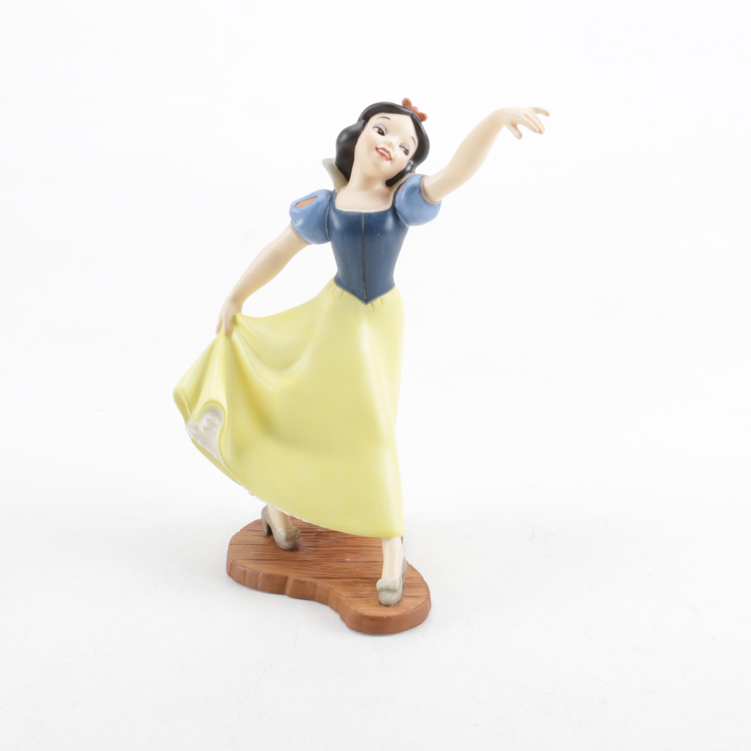 Walt Disney Collection "The Fairest One of All" Snow White Figurine
