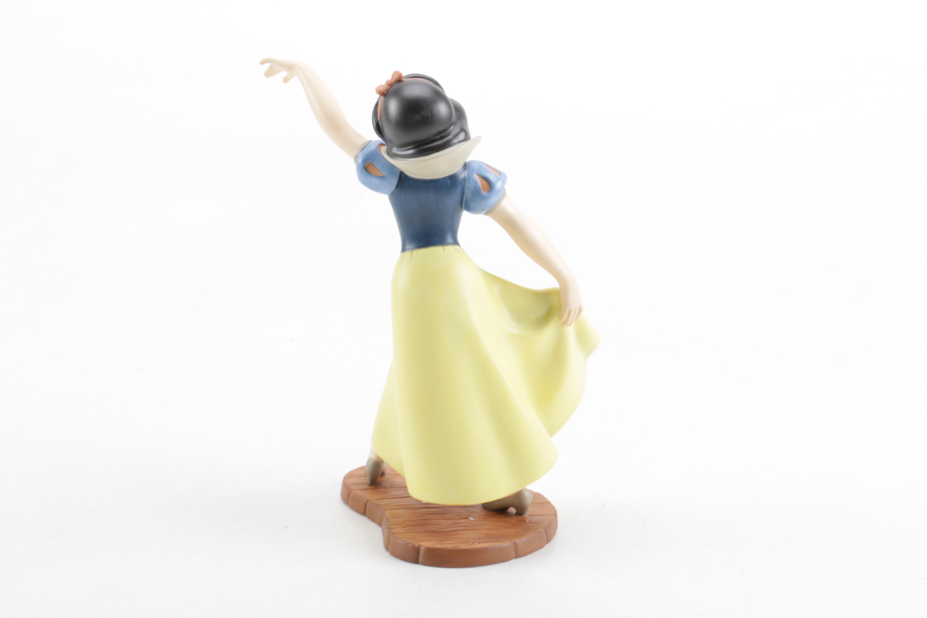 Walt Disney Collection "The Fairest One of All" Snow White Figurine