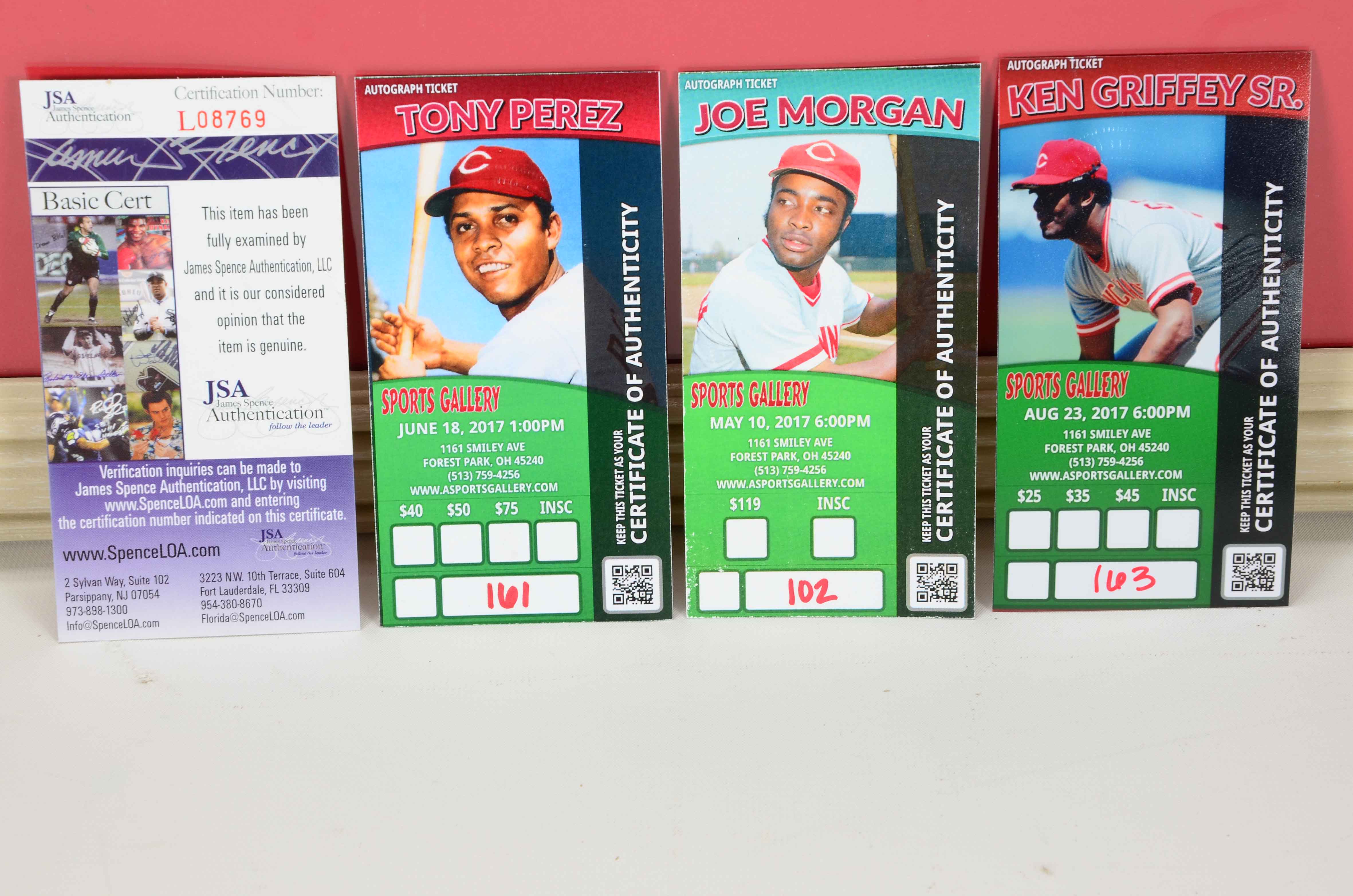 "Great Eight" Signed 1975-1976 Reds Team Framed Photo