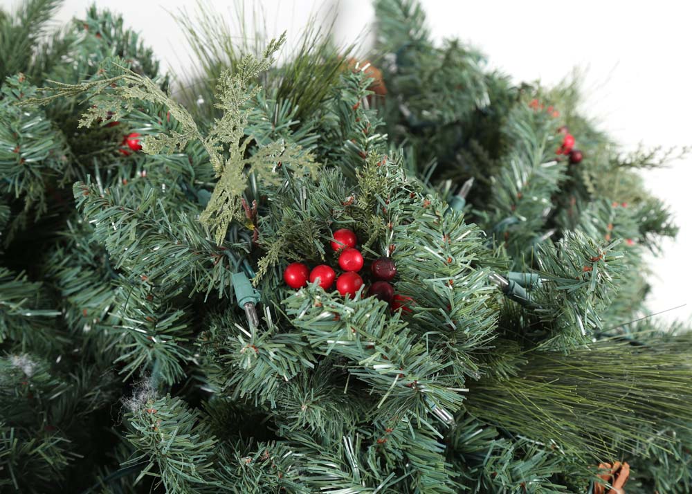 Frontgate Lighted Wreath and Garland