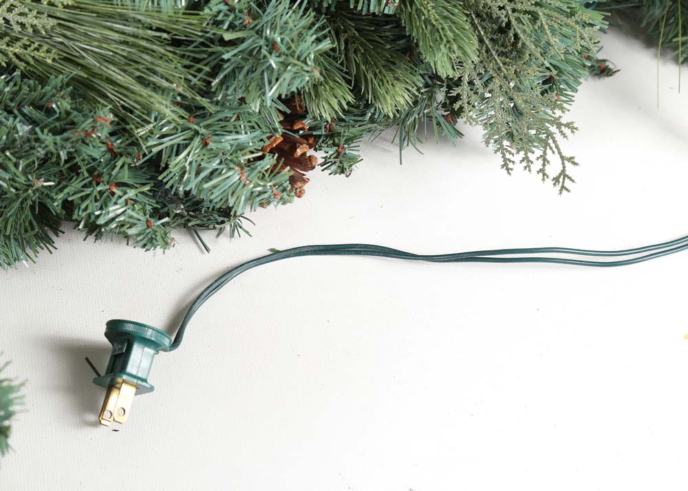 Frontgate Lighted Wreath and Garland