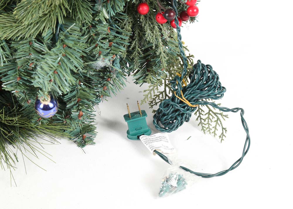 Frontgate Lighted Wreath and Garland