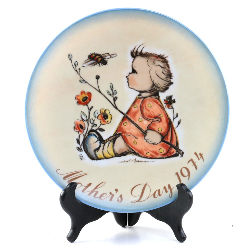 Hummel Mother's Day 1974 Plate with Stand