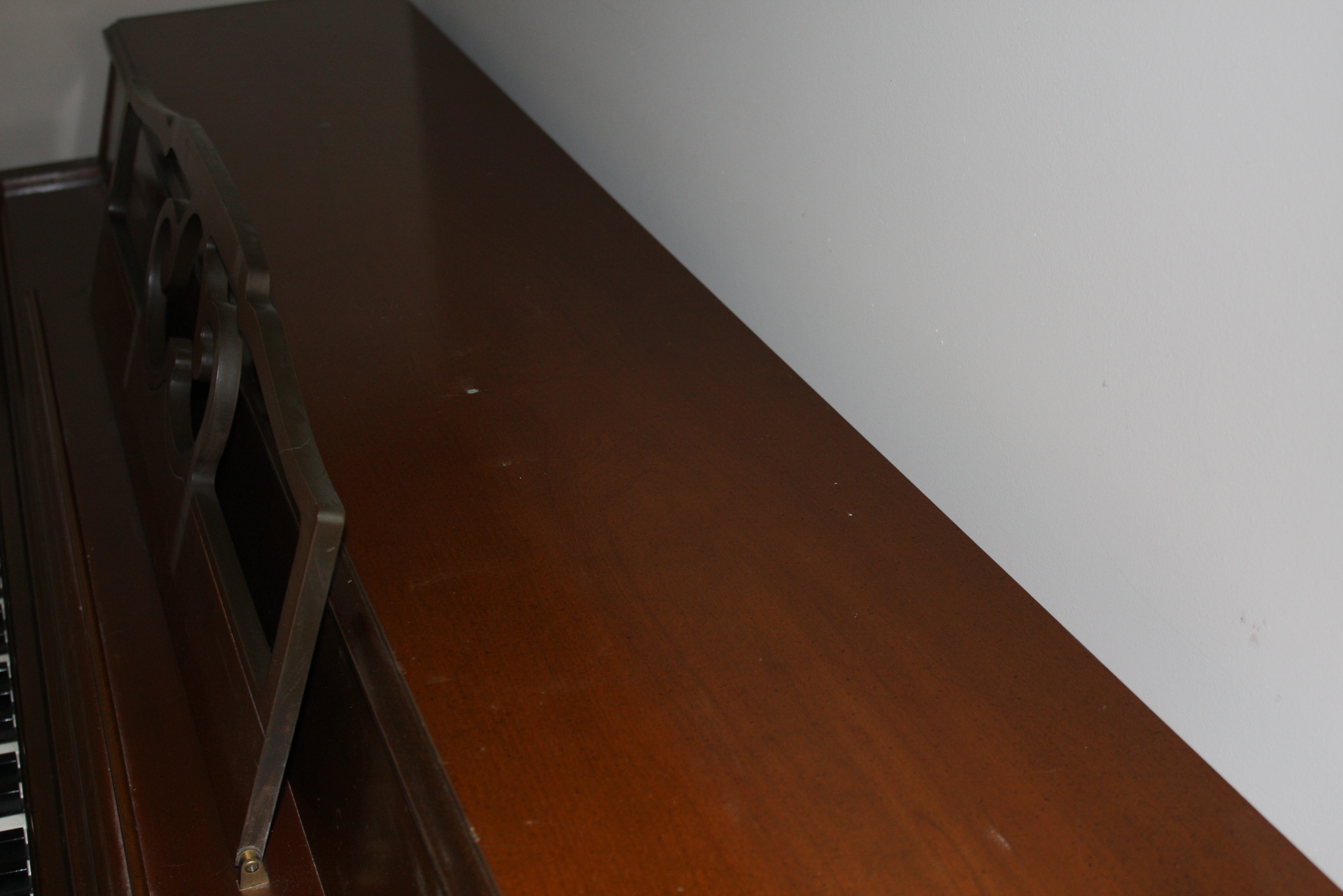 Vintage Wurlitzer Spinet Piano