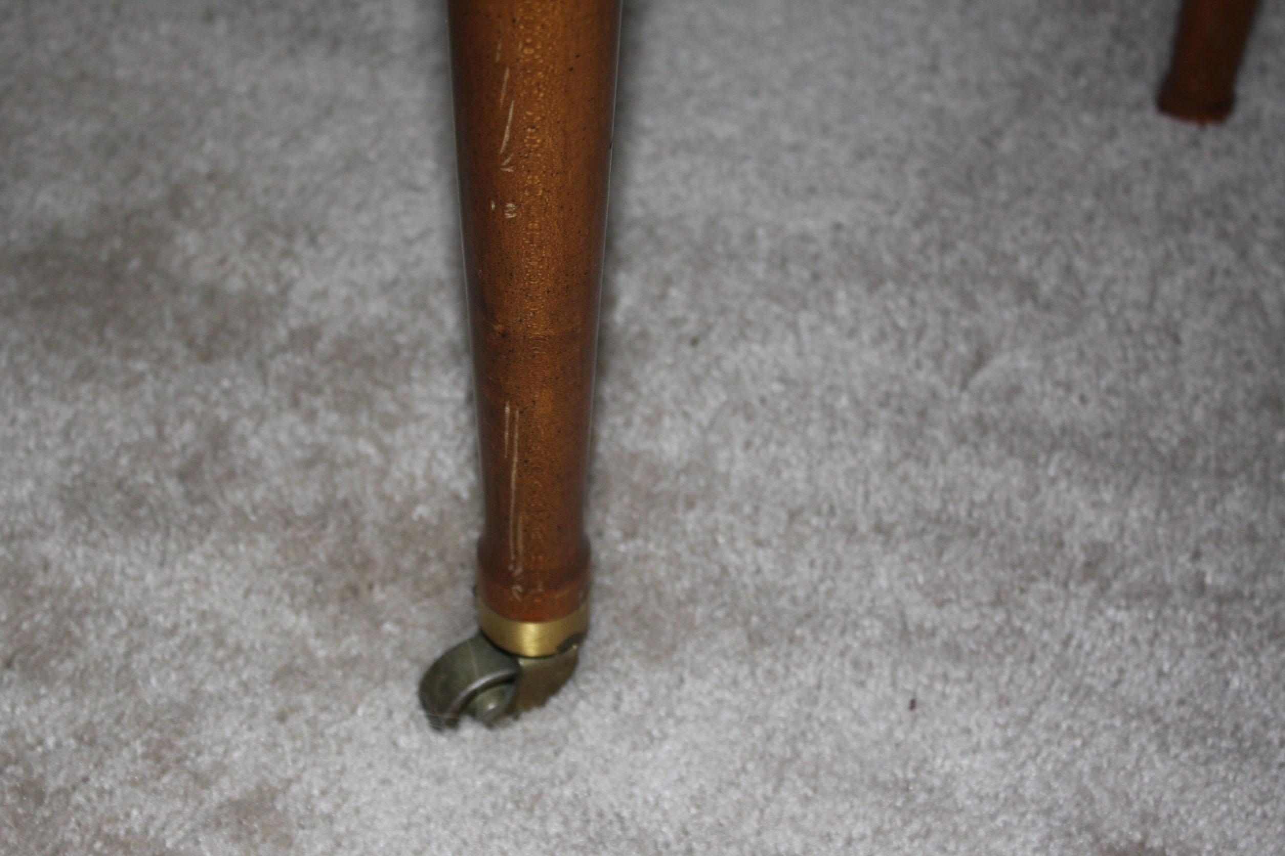 Vintage Wurlitzer Spinet Piano