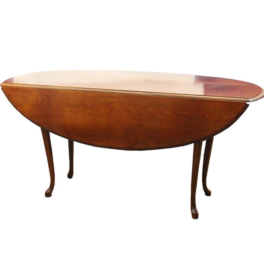 Queen Anne Style Drop-Leaf Coffee Table