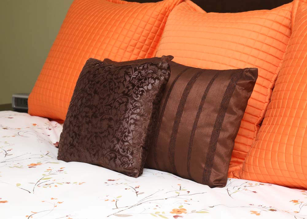 Restoration Hardware "Camden" King Size Sleigh Bed