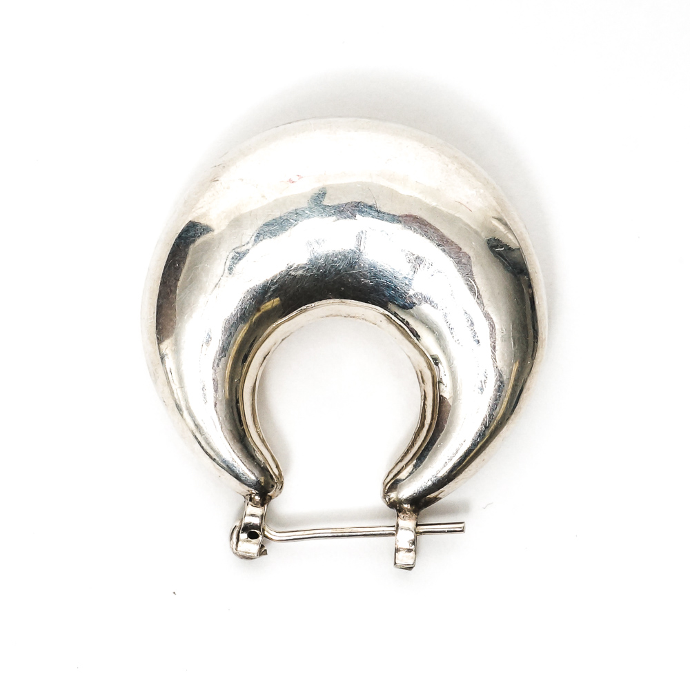 Assortment of Sterling Silver Jewelry Including Mother of Pearl