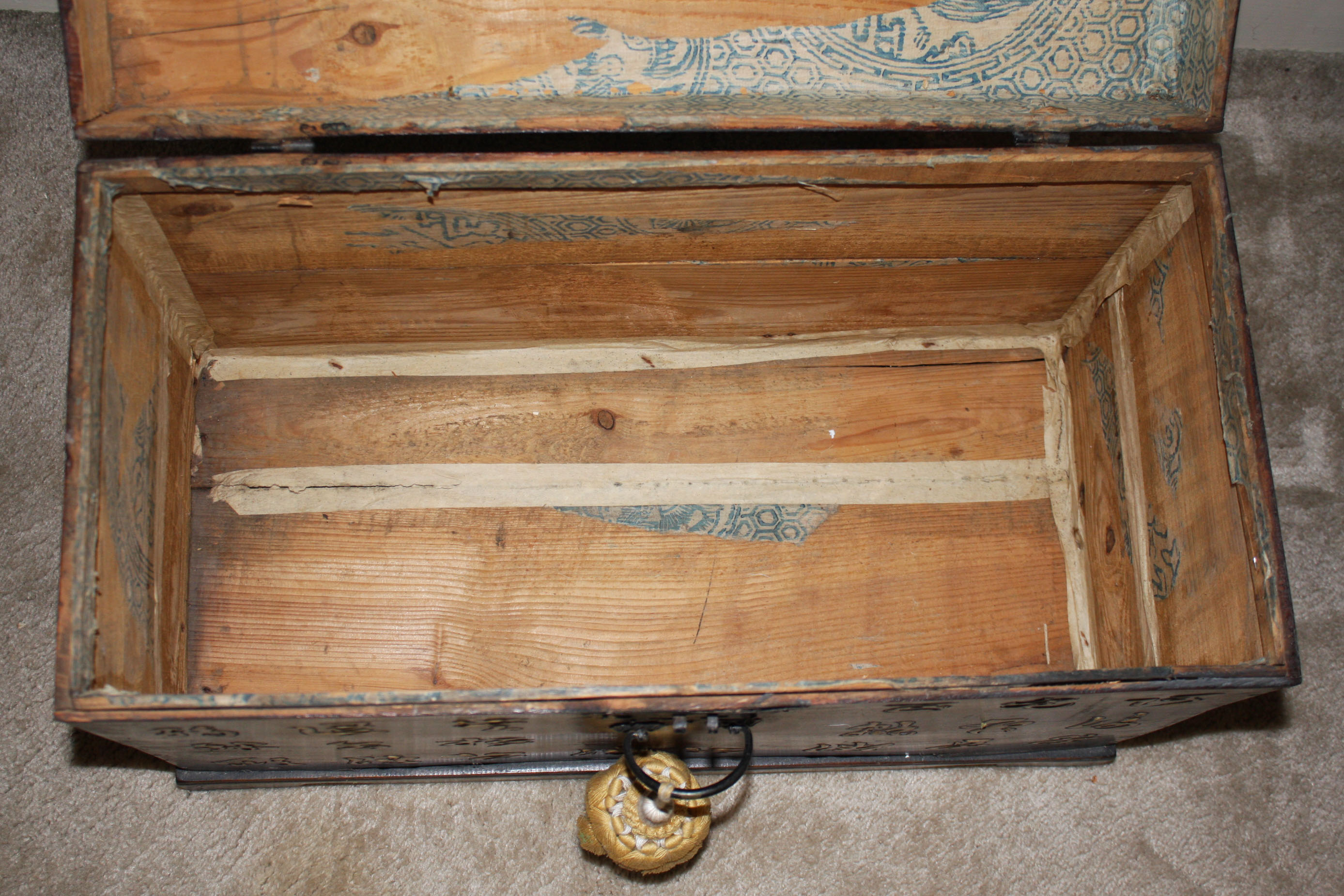 Antique Japanese Carved Pine Trunk
