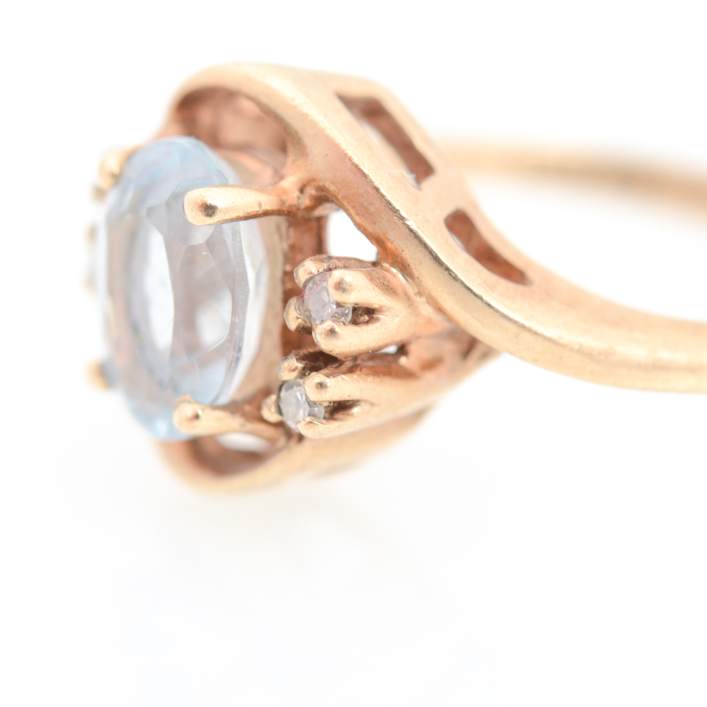 10K Yellow Gold Aquamarine and Diamond Ring