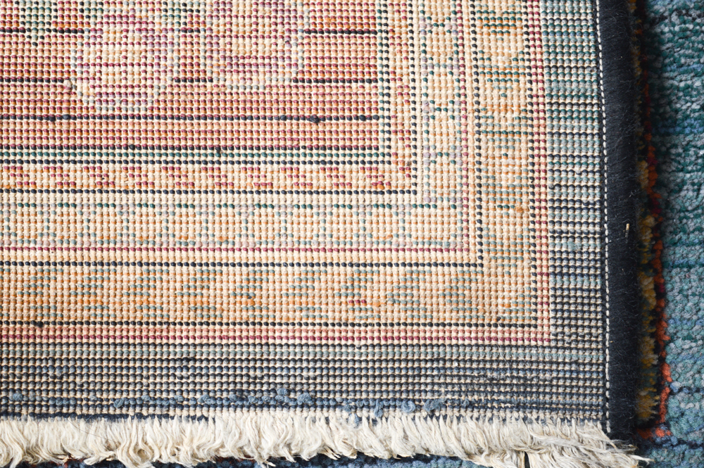 Power Loomed Persian-Style Area Rug