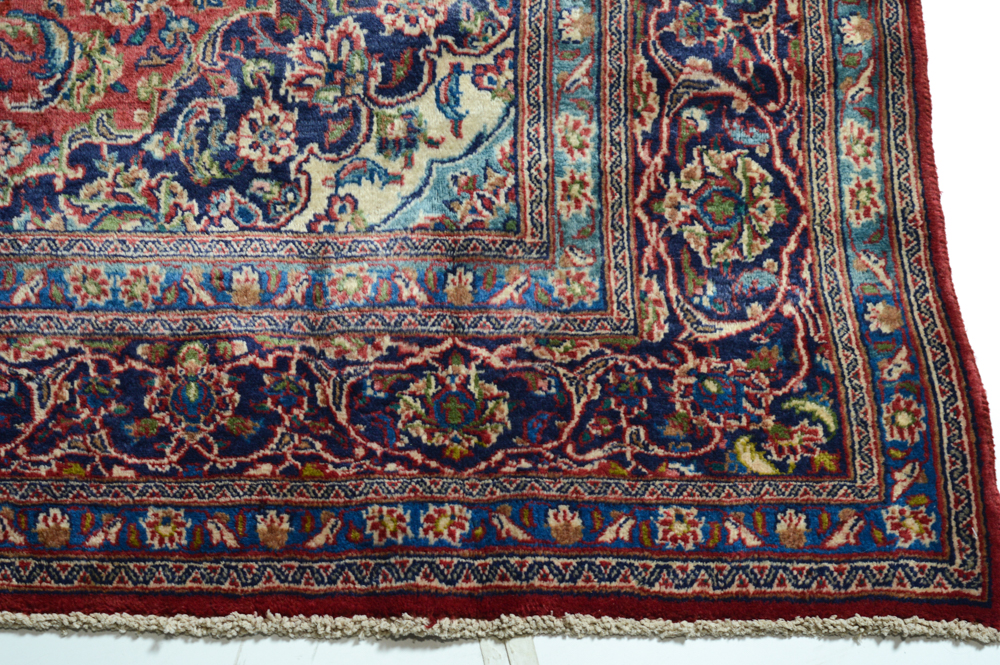 Hand-Knotted Persian Kashan Room Size Rug