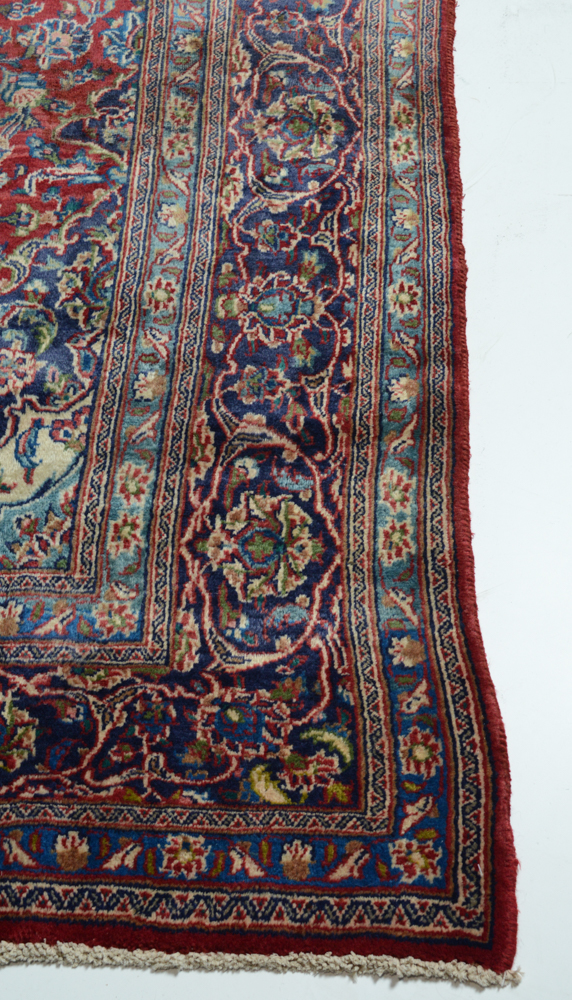 Hand-Knotted Persian Kashan Room Size Rug