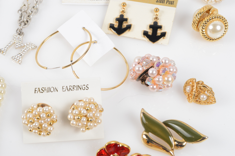 Gold Tone and Imitation Pearl Jewelry Collection