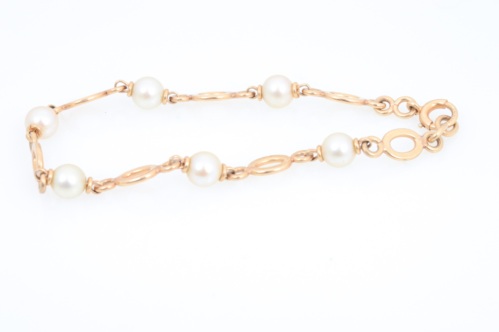 14K Yellow Gold Cultured Pearl Bracelet