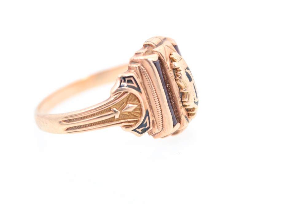10K Yellow Gold Class Ring