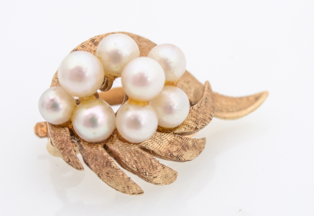 14K Yellow Gold Cultured Pearl Earrings.