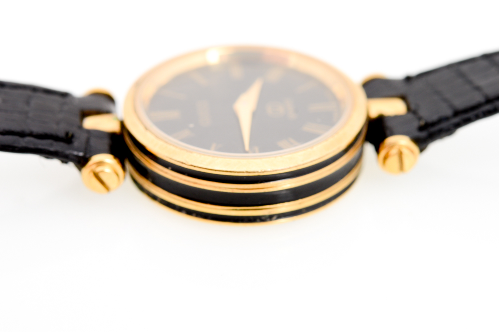 Vintage Gucci Watch with Embossed Black Leather Band
