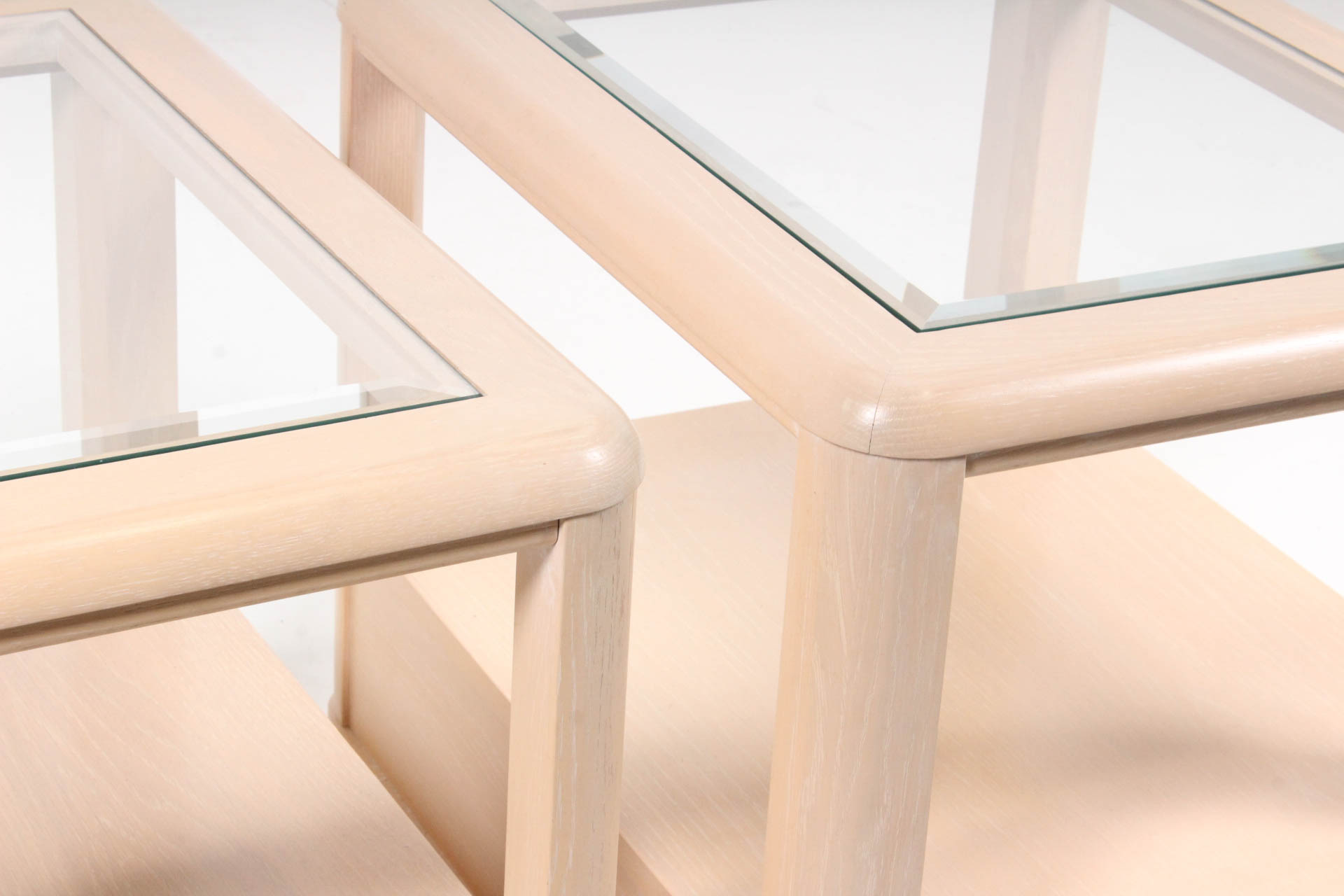 Thomasville 'Impressions' Nightstands