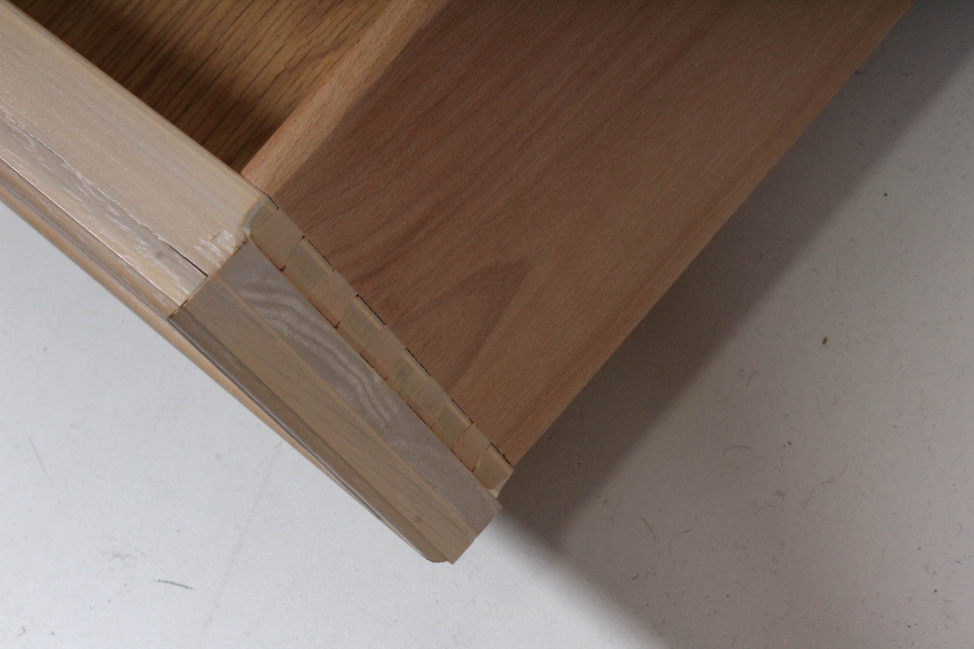 Thomasville 'Impressions' Nightstands