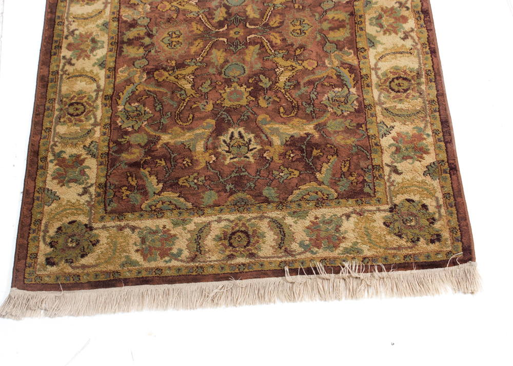 Machine Made Oriental Weavers of America Accent Rug