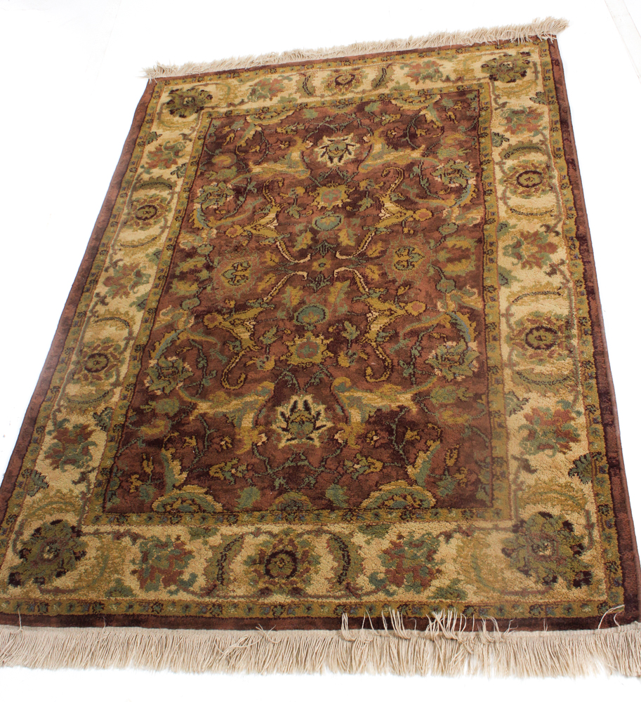 Machine Made Oriental Weavers of America Accent Rug