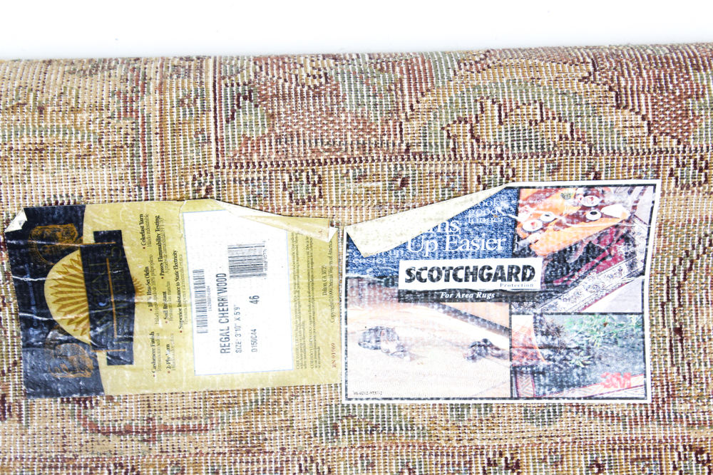 Machine Made Oriental Weavers of America Accent Rug